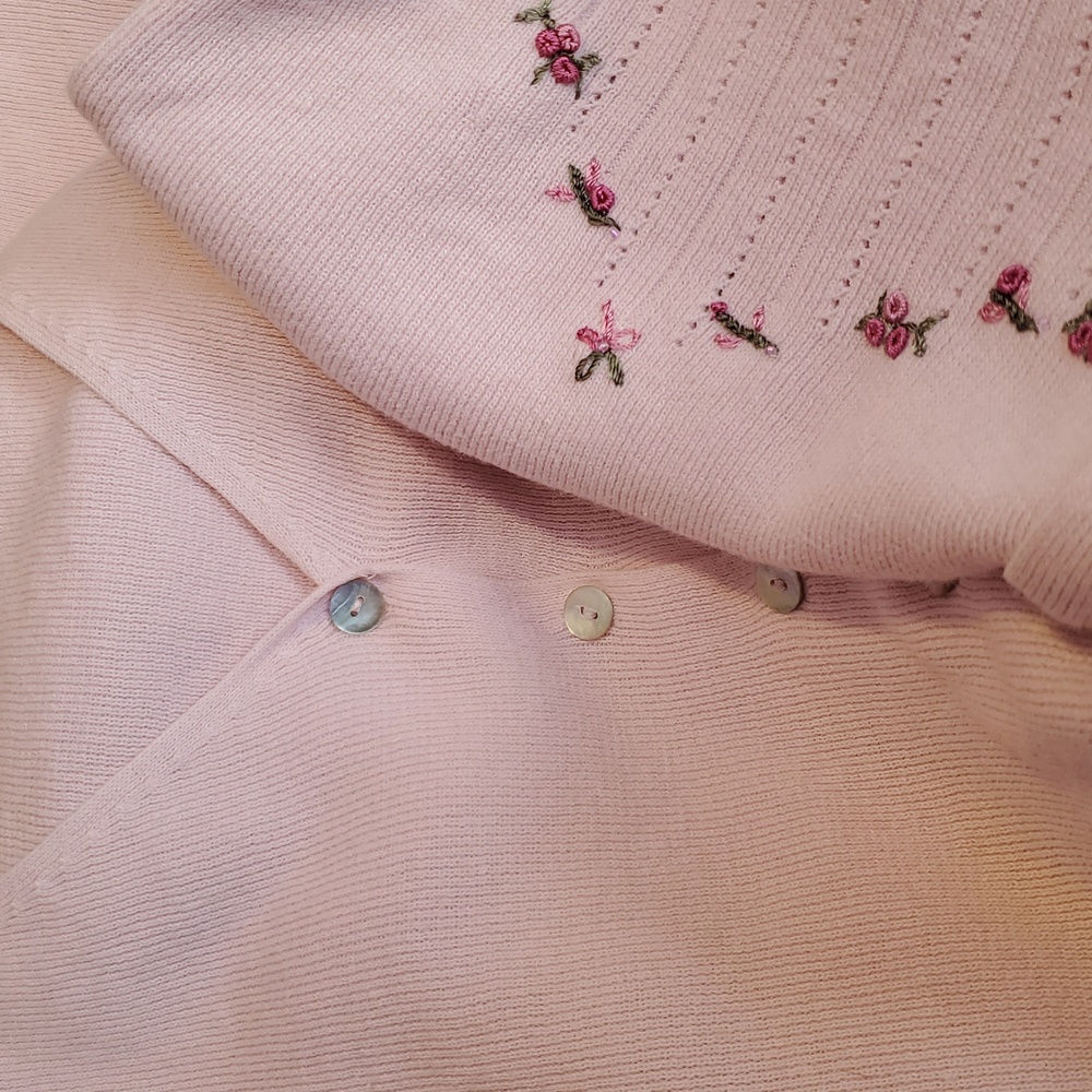 Vintage Dress Barn Light Pink Button Down cardigan with Floral Embroidery